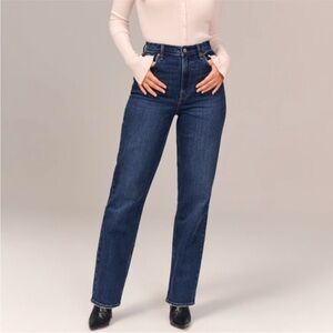 Abercrombie & Fitch Curve Love Ultra High Rise 90s Straight Jeans Size 28/6R